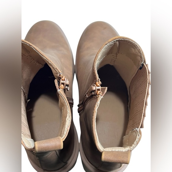 DV by Dolce Vita Jetta Brown Chunky Heel Ankle Boots with Side Zip Women’s 8.5 - Picture 10 of 16